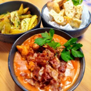 Pramdragergryde à la Njordkøkken med ovnbagte kartofler