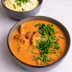 Bøf Stroganoff med kartoffelmos fra Njordkøkken